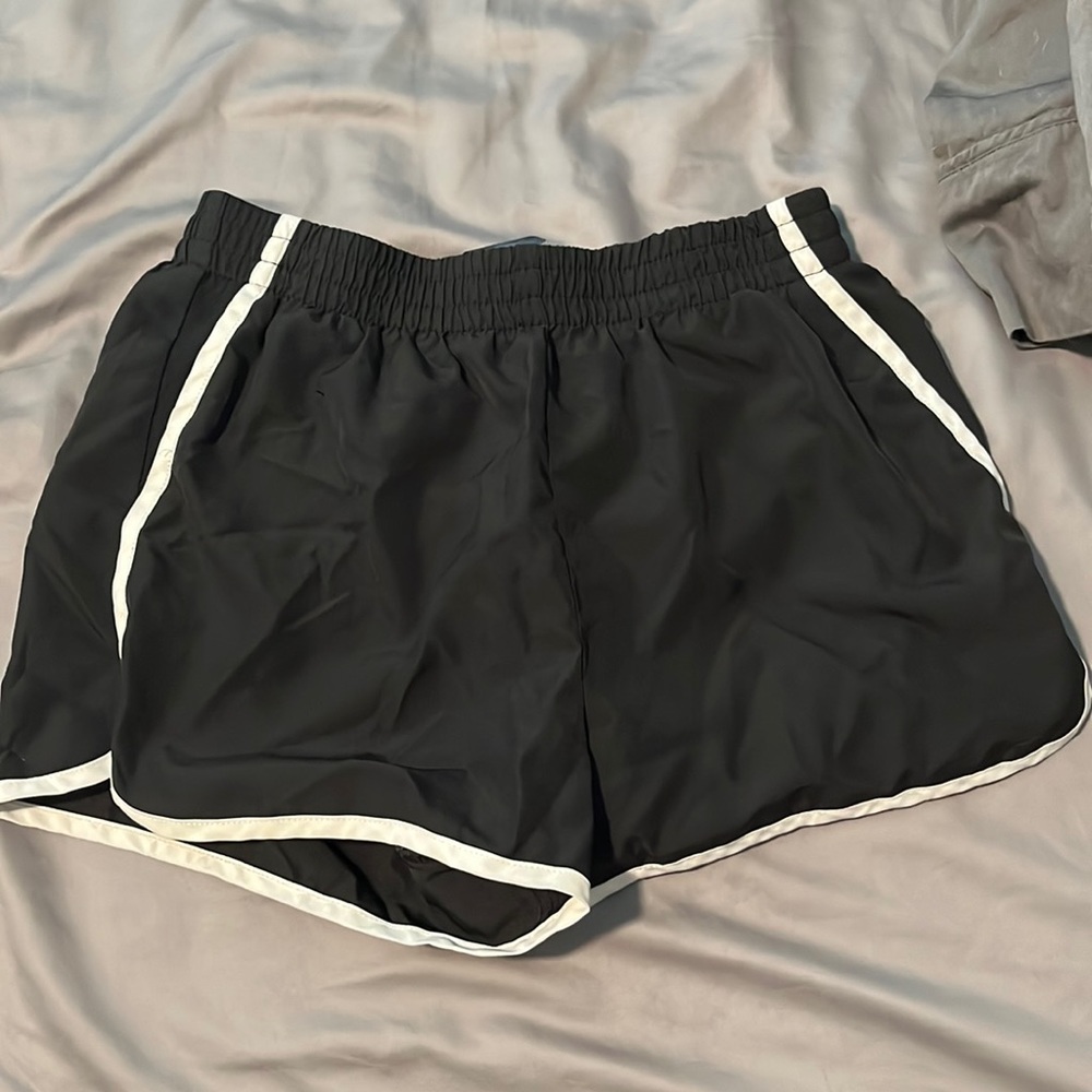 CHAMPION - Big girls sport shorts reflective C logo 3.25 inch